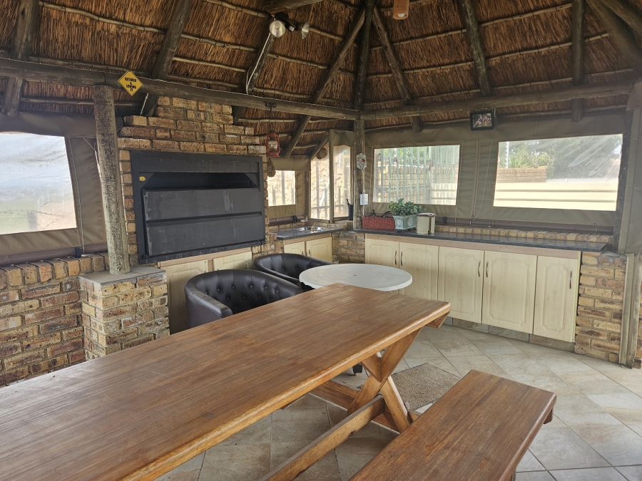 4 Bedroom Property for Sale in Rant En Dal Gauteng