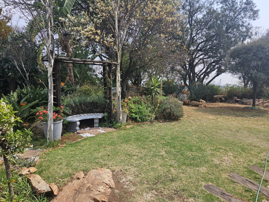 4 Bedroom Property for Sale in Rant En Dal Gauteng