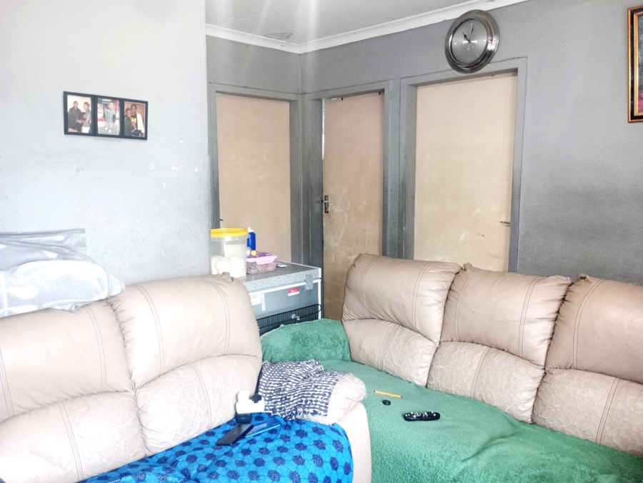 5 Bedroom Property for Sale in Windmill Park Gauteng