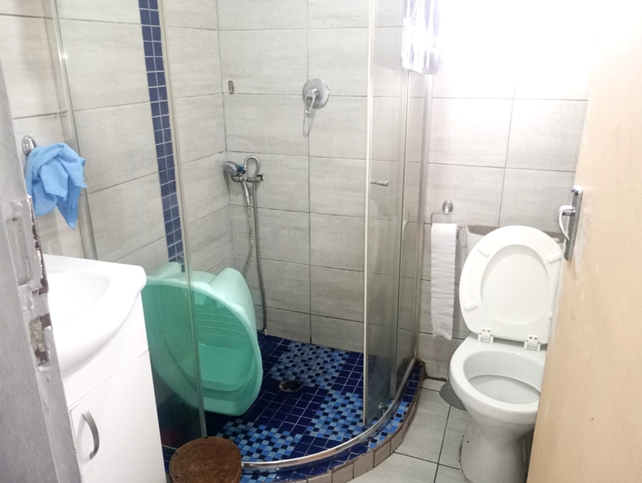 5 Bedroom Property for Sale in Windmill Park Gauteng