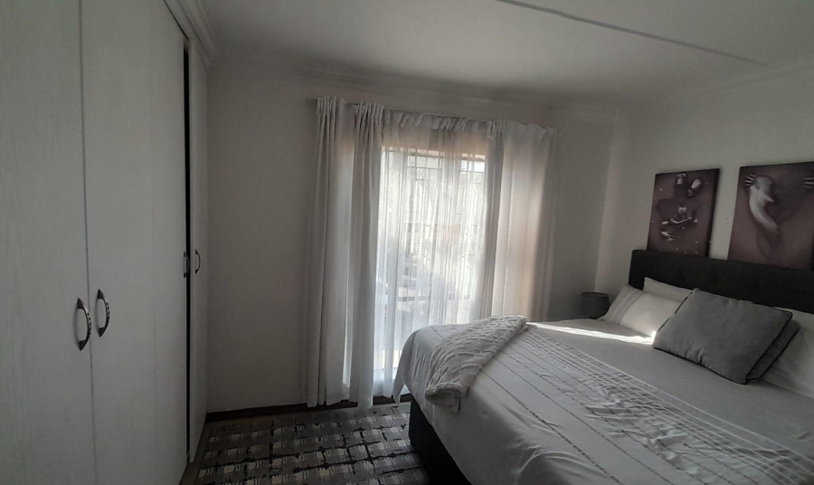2 Bedroom Property for Sale in Amorosa Gauteng
