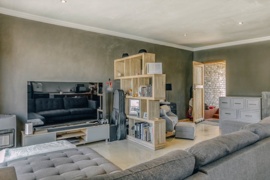 To Let 1 Bedroom Property for Rent in Wilro Park Gauteng