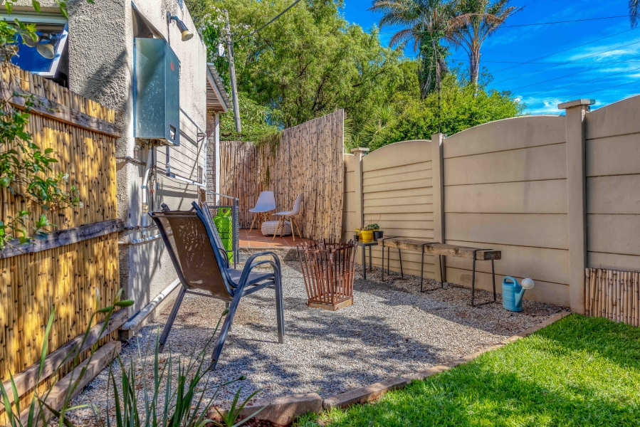To Let 1 Bedroom Property for Rent in Wilro Park Gauteng