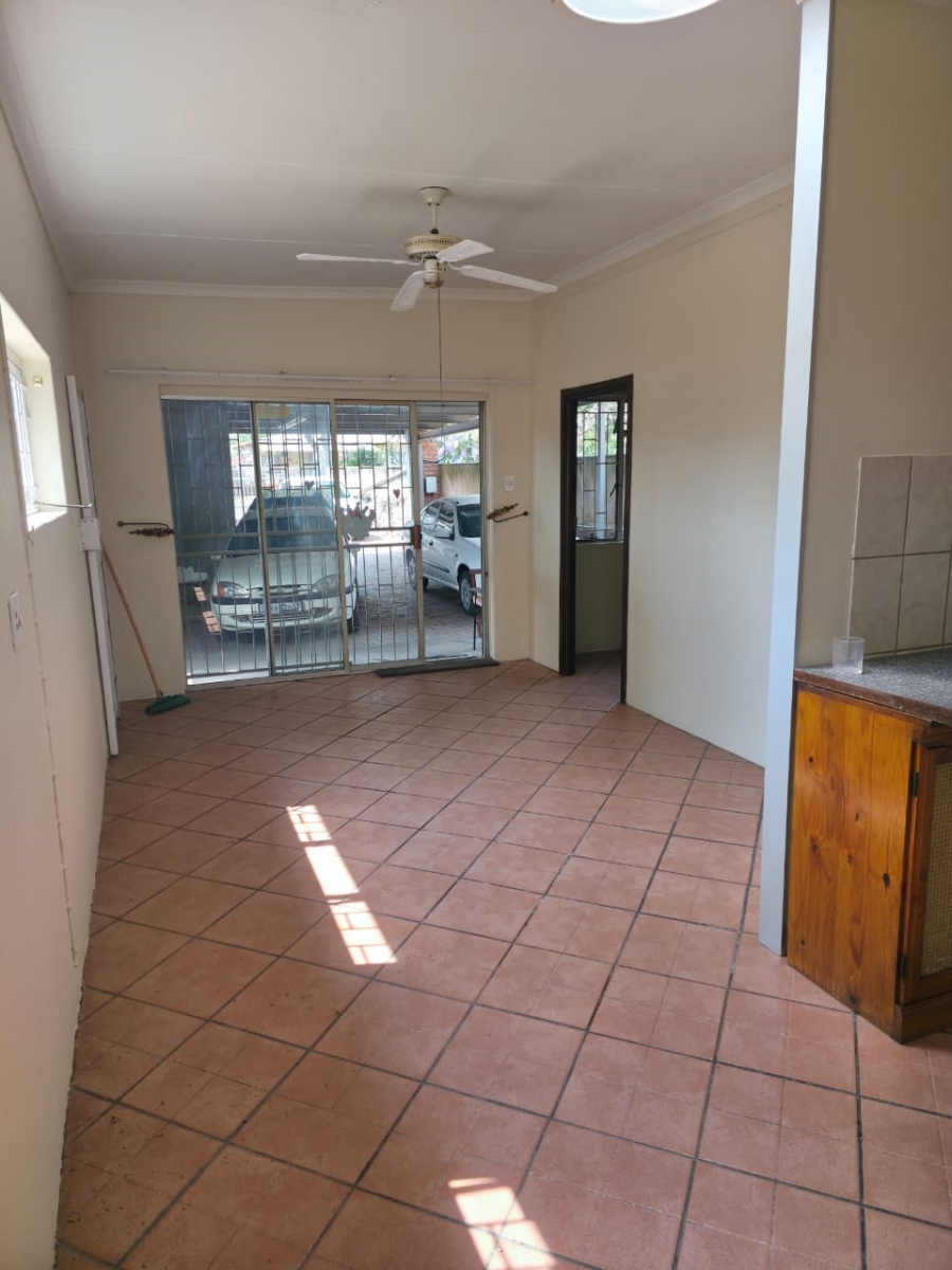 To Let 1 Bedroom Property for Rent in Rietfontein Gauteng