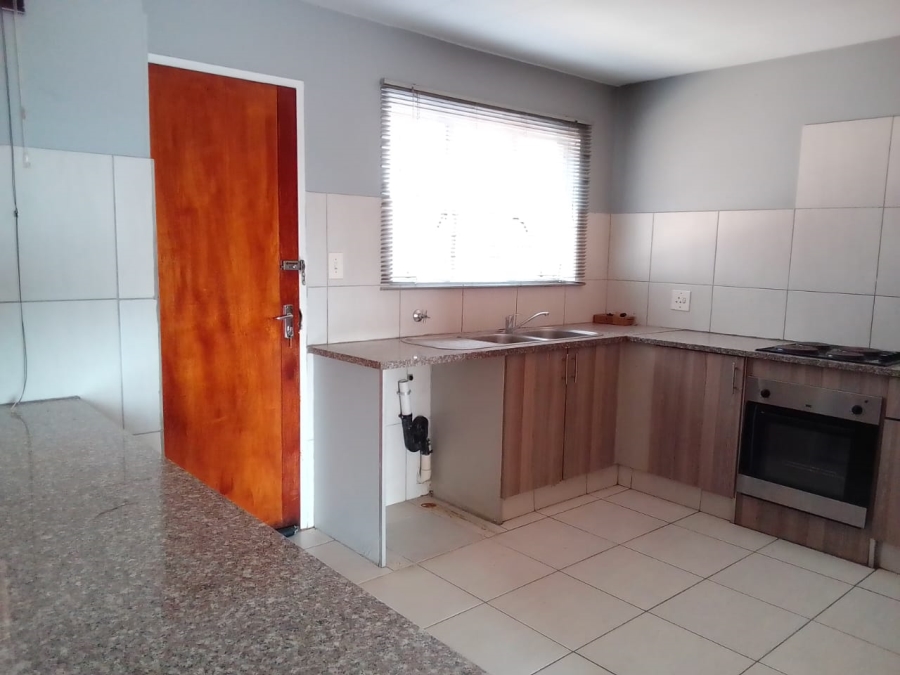 3 Bedroom Property for Sale in Kloofendal Gauteng