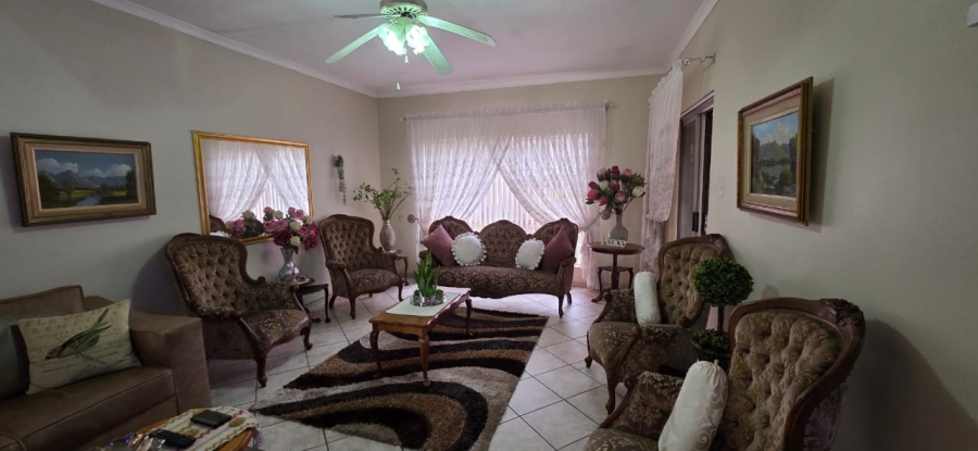 2 Bedroom Property for Sale in Vanderbijlpark SE 2 Gauteng