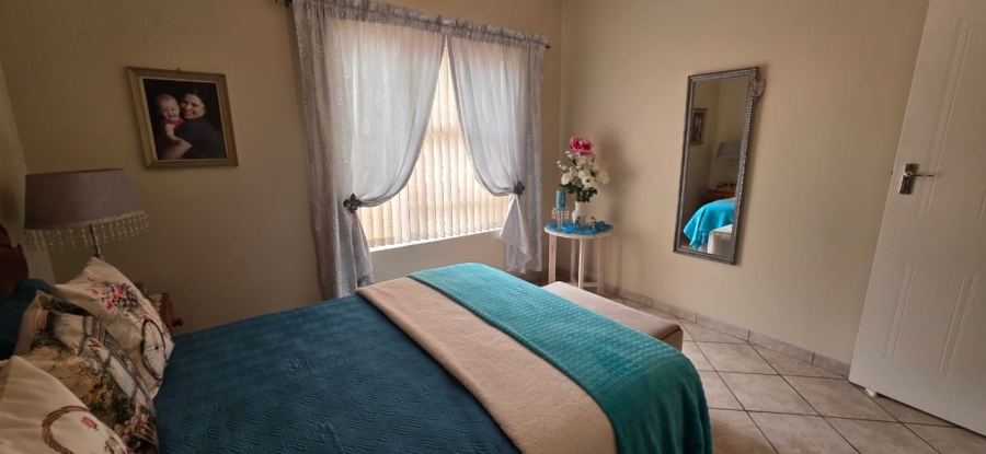 2 Bedroom Property for Sale in Vanderbijlpark SE 2 Gauteng