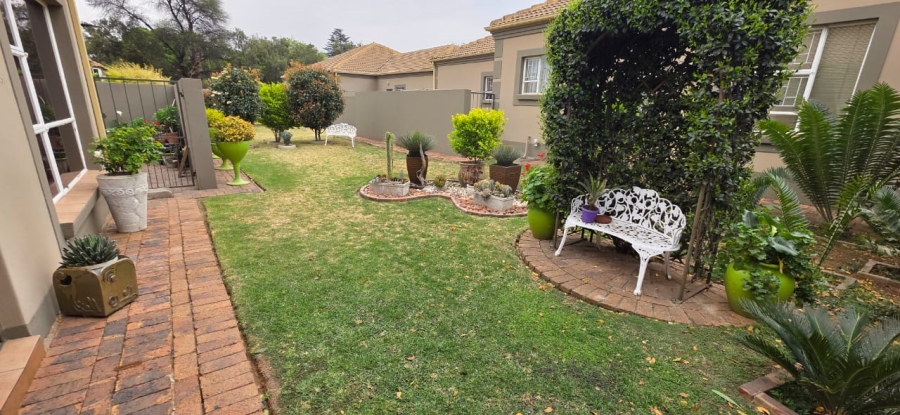 2 Bedroom Property for Sale in Vanderbijlpark SE 2 Gauteng