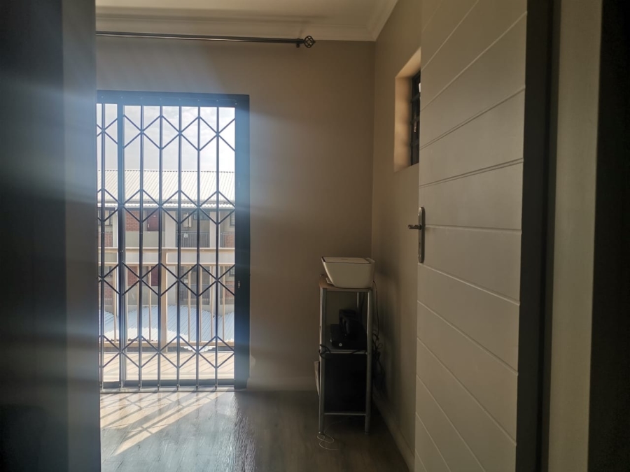 3 Bedroom Property for Sale in Roodepark Eco Estate Gauteng