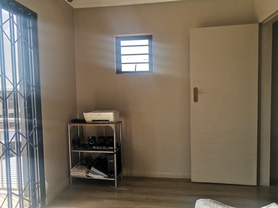 3 Bedroom Property for Sale in Roodepark Eco Estate Gauteng
