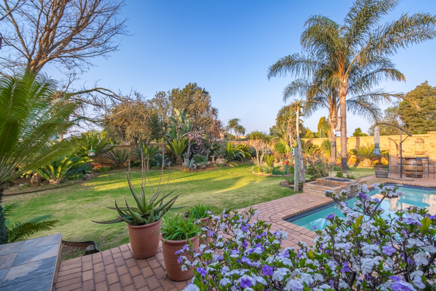 4 Bedroom Property for Sale in Noordheuwel Gauteng