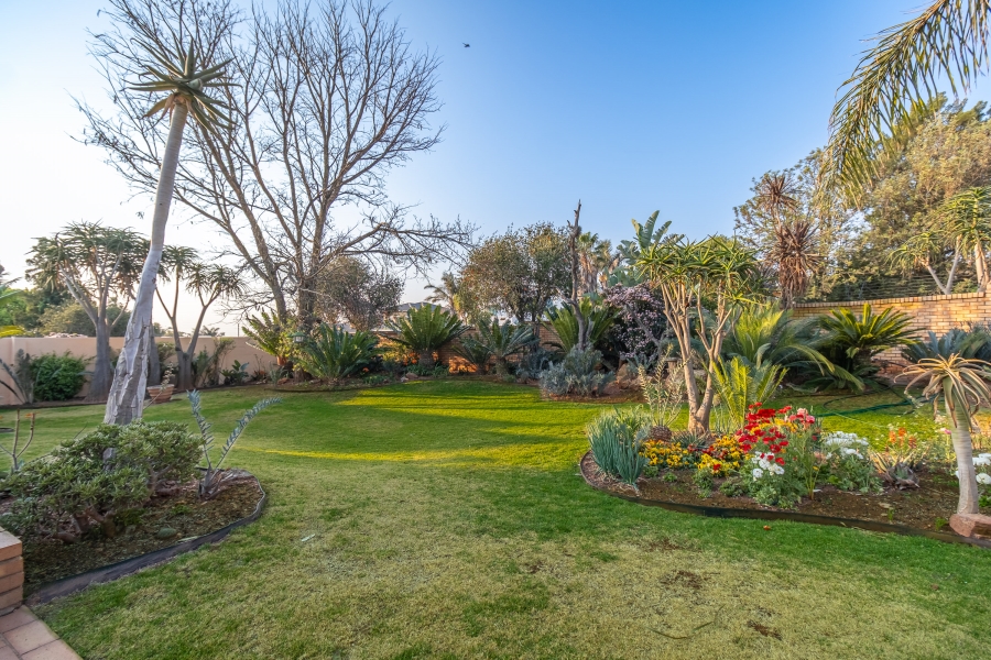 4 Bedroom Property for Sale in Noordheuwel Gauteng