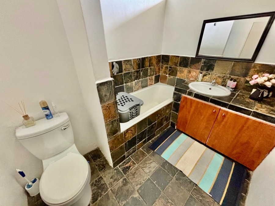 3 Bedroom Property for Sale in Atholl Gauteng