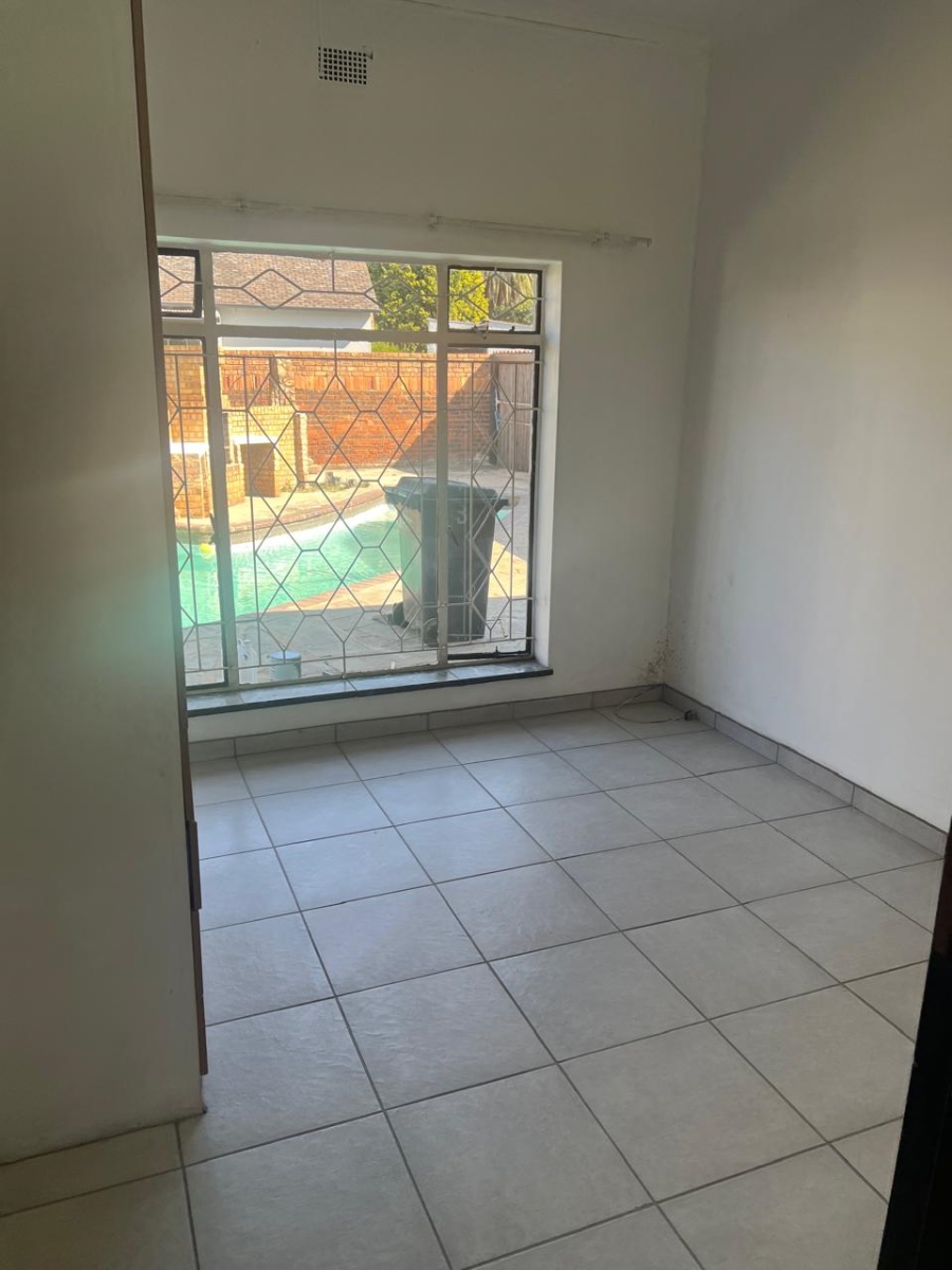 3 Bedroom Property for Sale in Brenthurst Gauteng