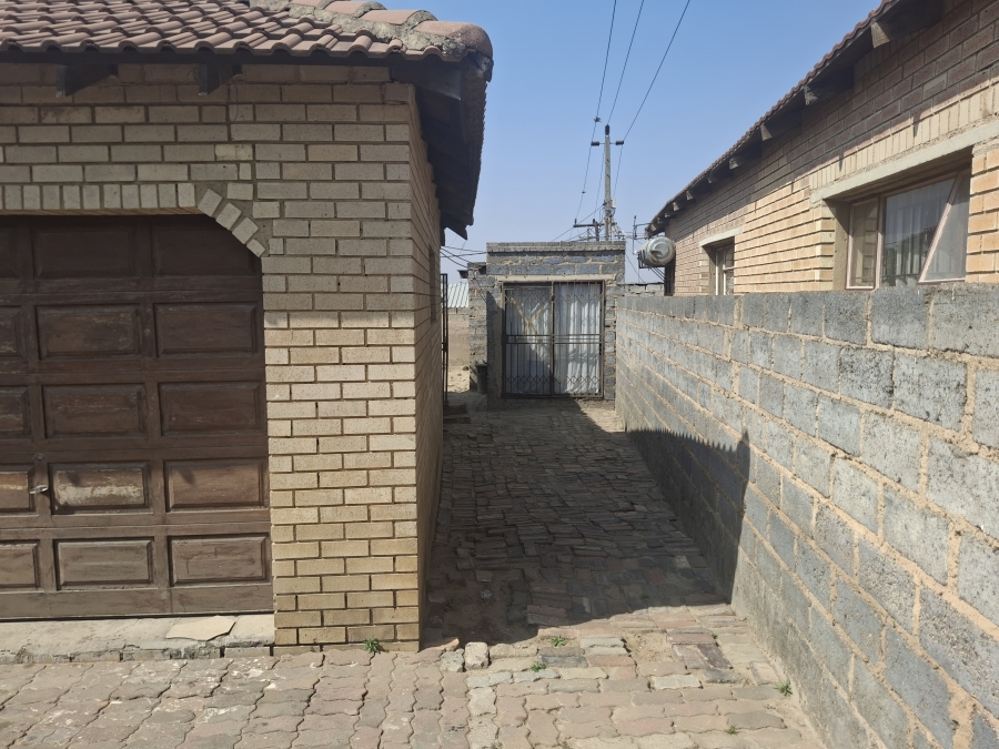 1 Bedroom Property for Sale in Ivory Park Gauteng