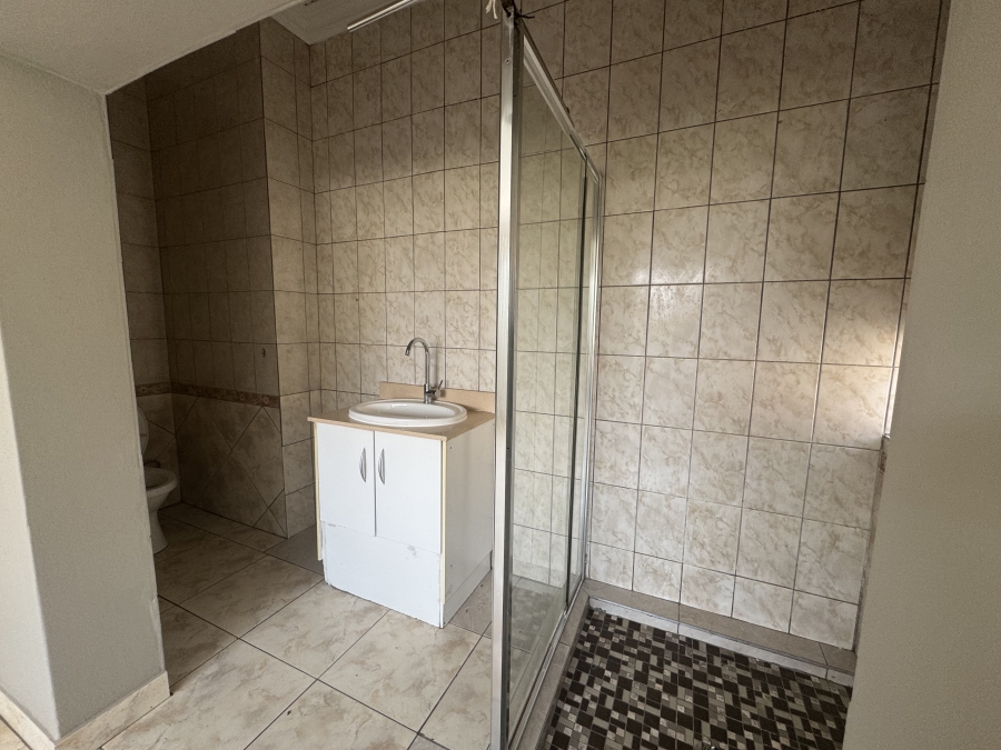 1 Bedroom Property for Sale in Kensington Gauteng