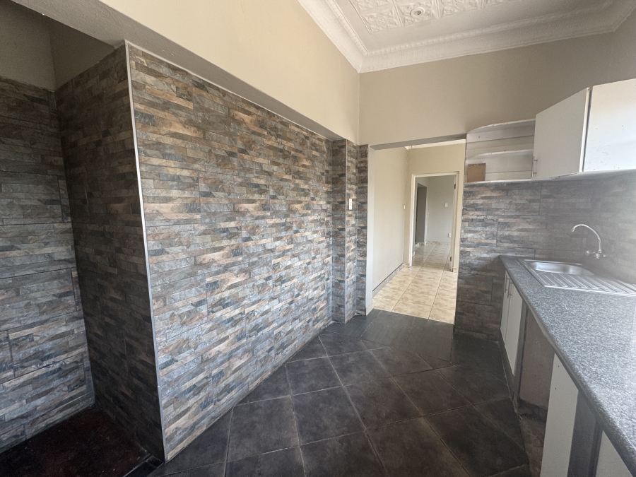 1 Bedroom Property for Sale in Kensington Gauteng