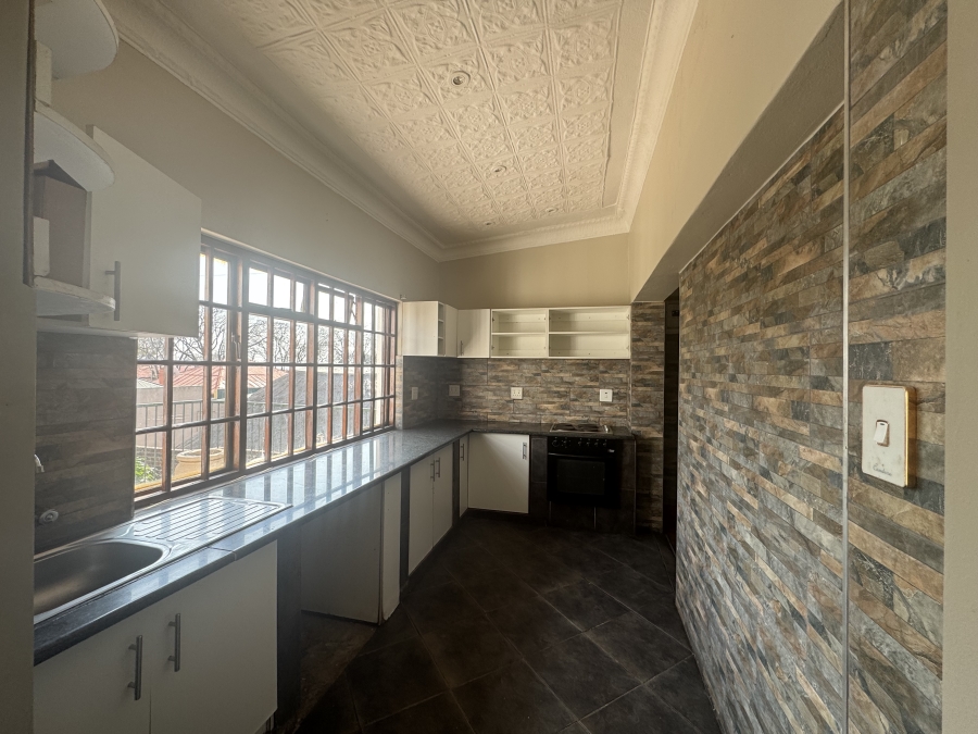 1 Bedroom Property for Sale in Kensington Gauteng