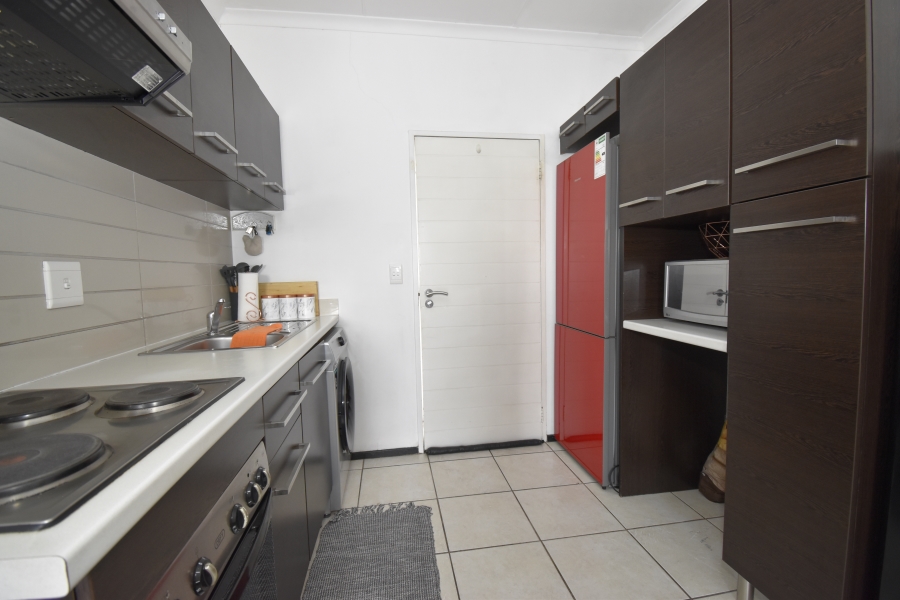To Let 2 Bedroom Property for Rent in North Riding Gauteng