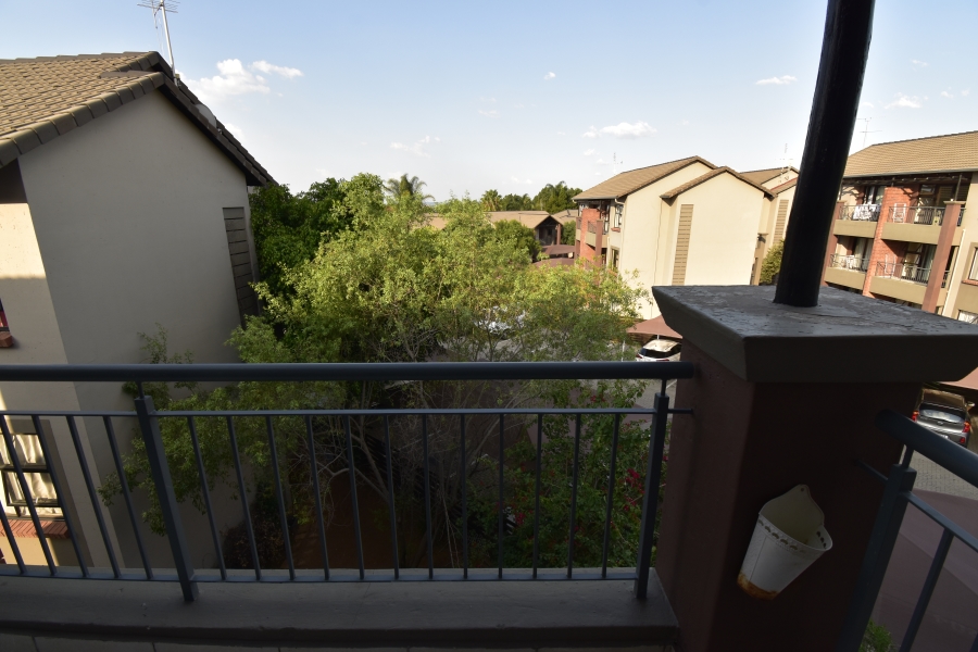 To Let 2 Bedroom Property for Rent in North Riding Gauteng