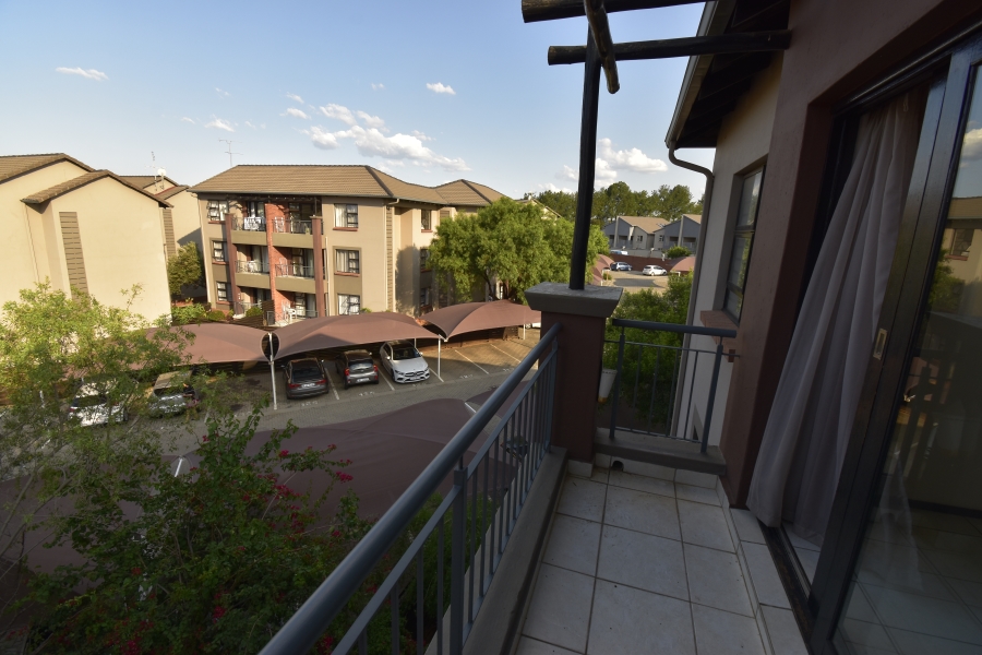 To Let 2 Bedroom Property for Rent in North Riding Gauteng