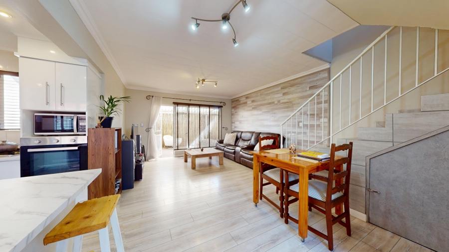2 Bedroom Property for Sale in Beyers Park Gauteng