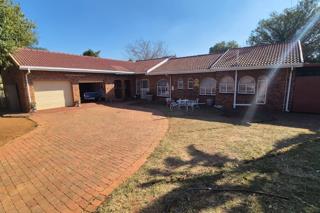 4 Bedroom Property for Sale in The Orchards Gauteng