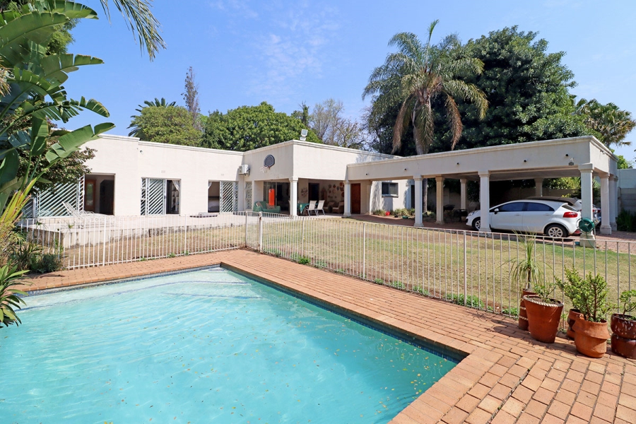 5 Bedroom Property for Sale in Glenhazel Gauteng