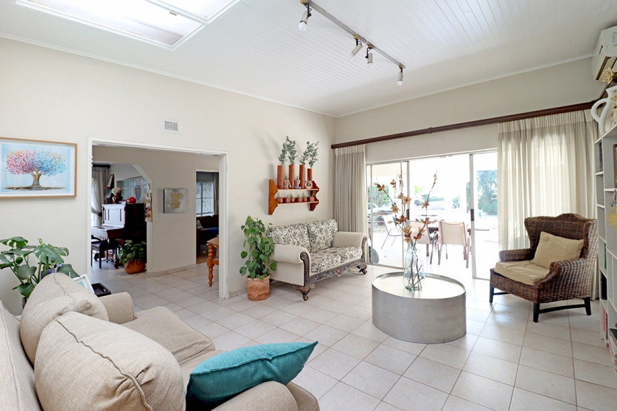 5 Bedroom Property for Sale in Glenhazel Gauteng