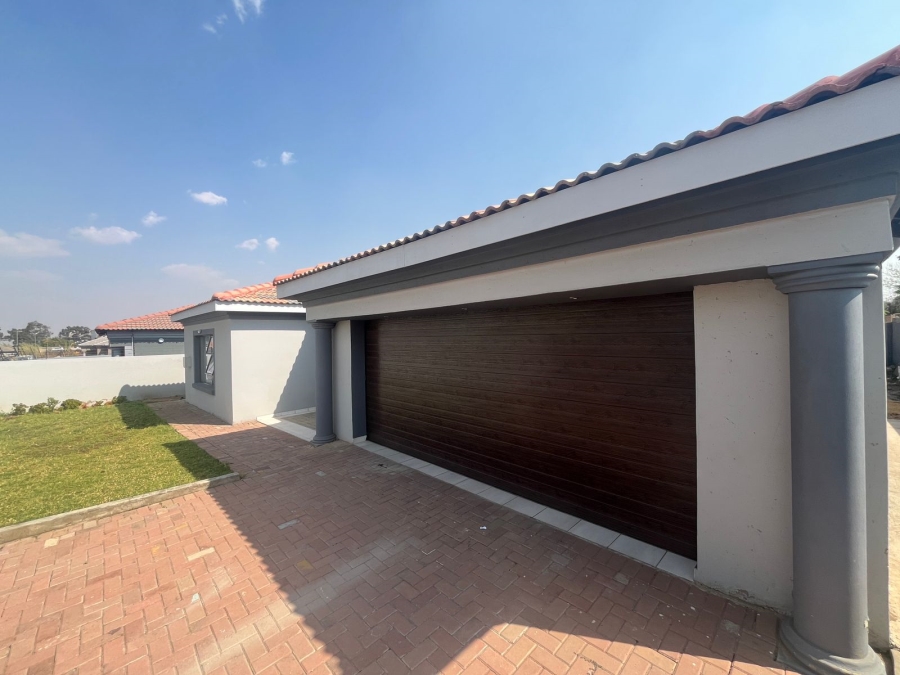 3 Bedroom Property for Sale in Lambton Gauteng