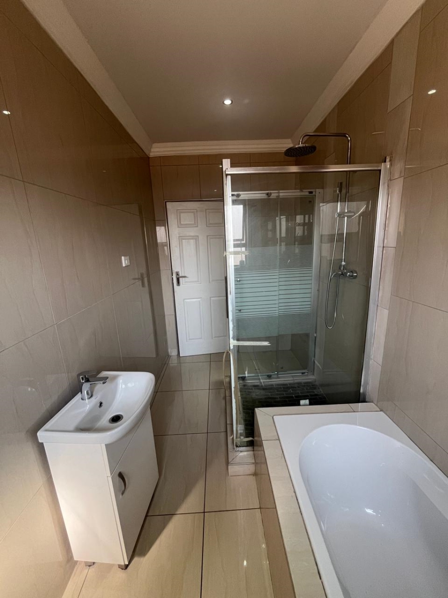 3 Bedroom Property for Sale in Lambton Gauteng