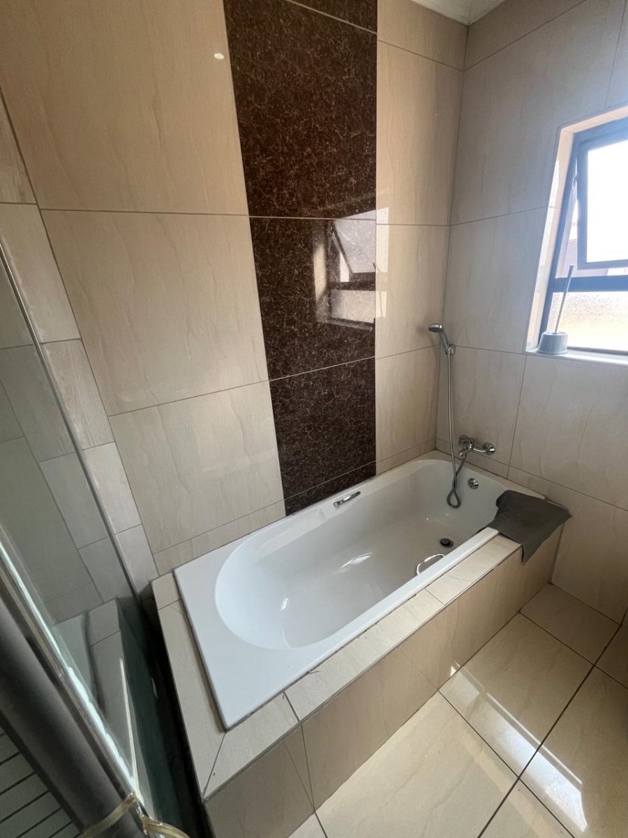 3 Bedroom Property for Sale in Lambton Gauteng