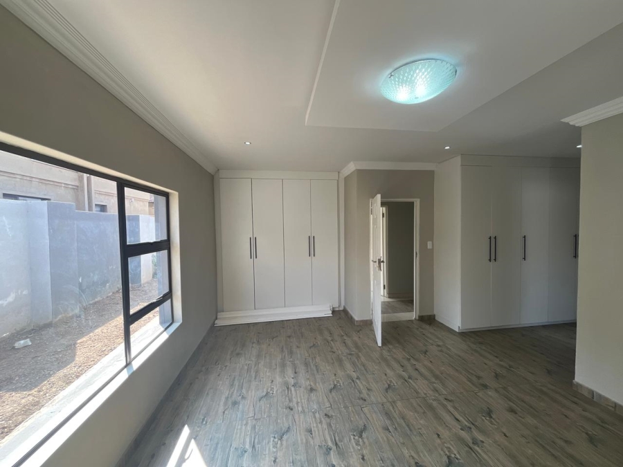 3 Bedroom Property for Sale in Lambton Gauteng