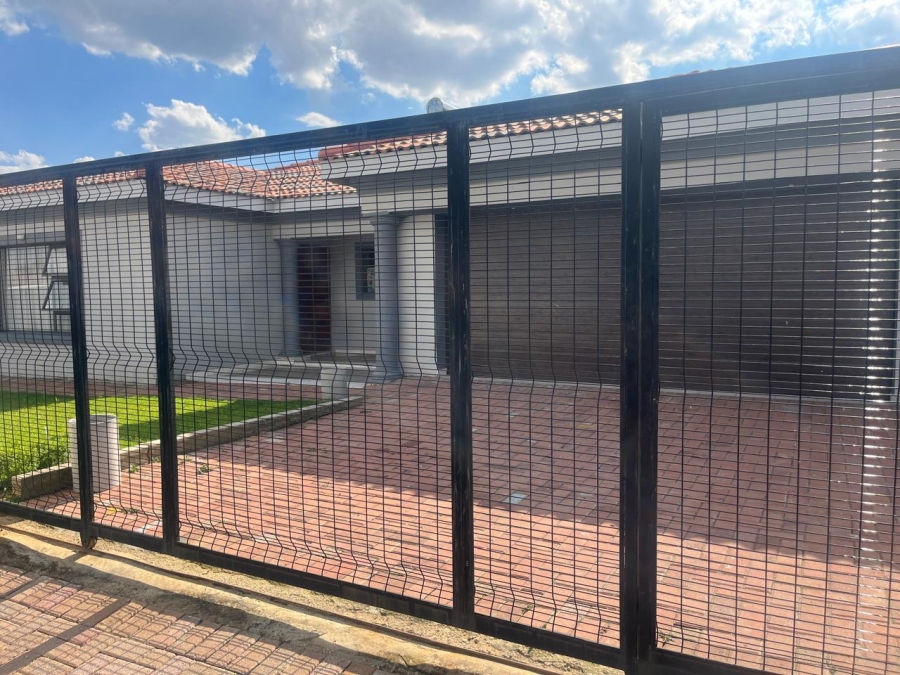 3 Bedroom Property for Sale in Lambton Gauteng