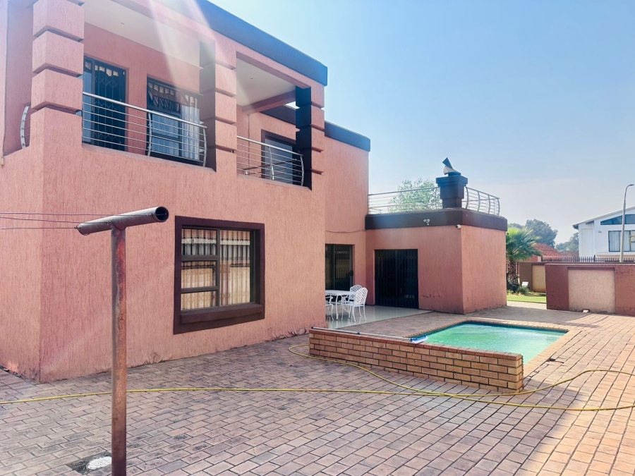3 Bedroom Property for Sale in Vanderbijlpark SE 4 Gauteng