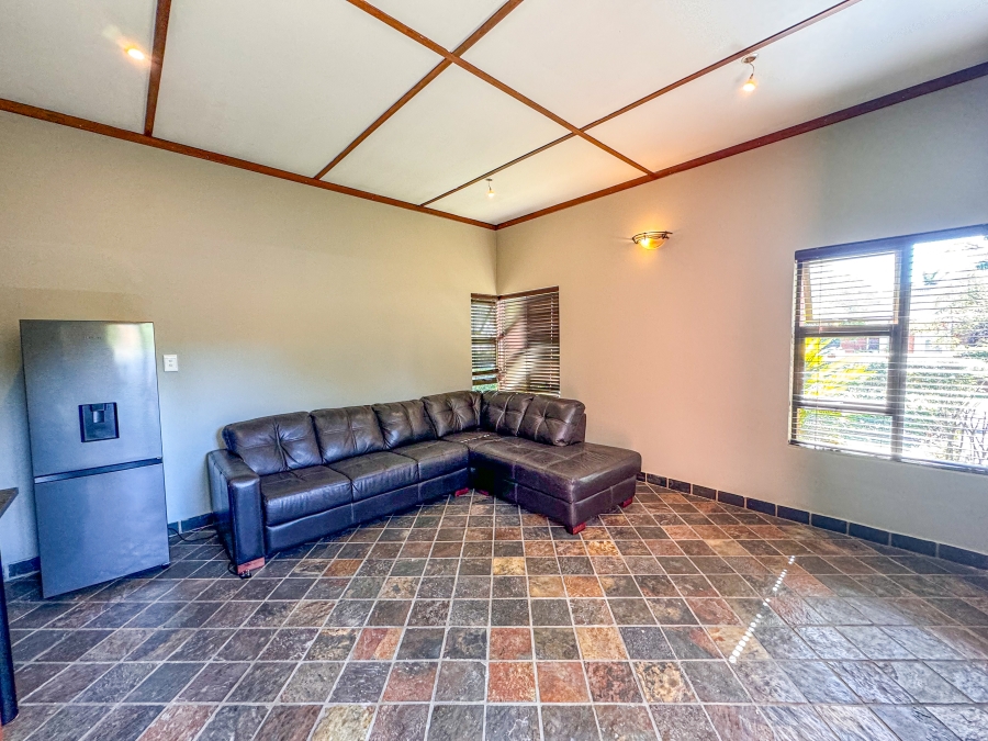 To Let 1 Bedroom Property for Rent in Silver Lakes Golf Estate Gauteng