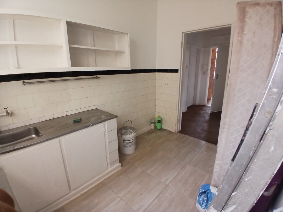 2 Bedroom Property for Sale in Germiston South Gauteng