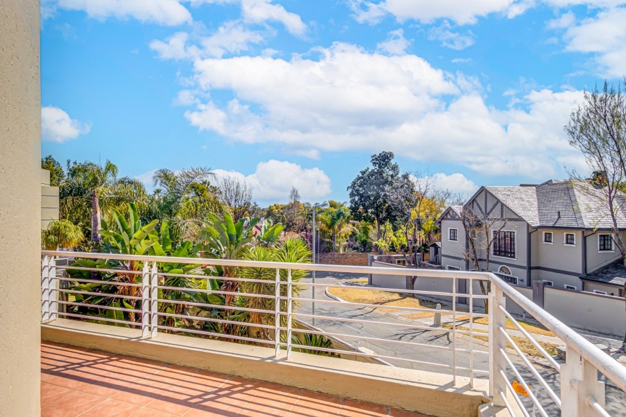 3 Bedroom Property for Sale in Sunninghill Gauteng