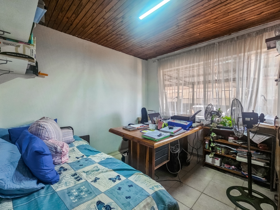 3 Bedroom Property for Sale in Jan Niemand Park Gauteng