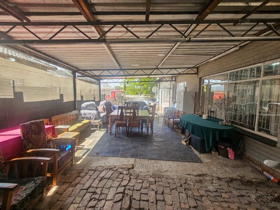 3 Bedroom Property for Sale in Jan Niemand Park Gauteng