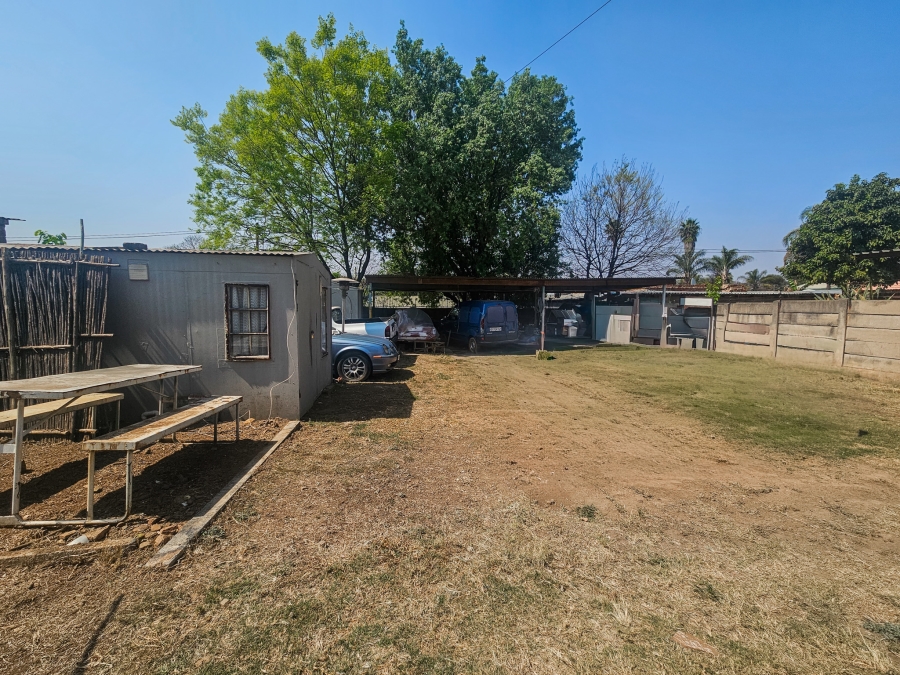 3 Bedroom Property for Sale in Jan Niemand Park Gauteng