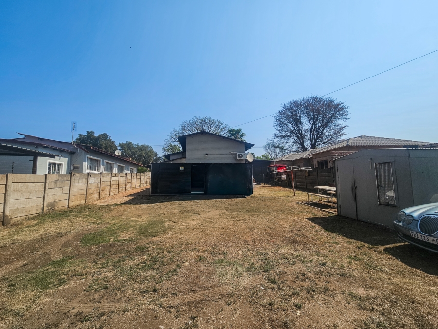 3 Bedroom Property for Sale in Jan Niemand Park Gauteng