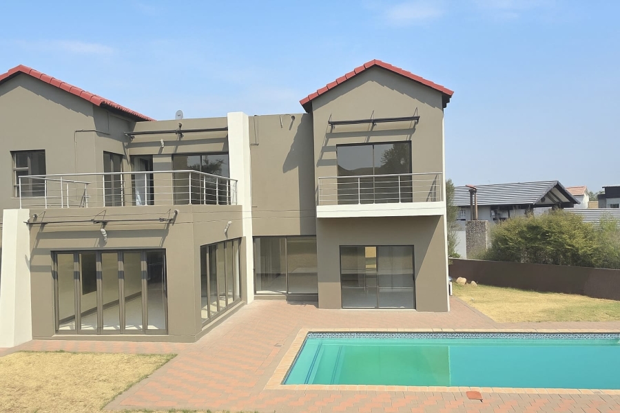 To Let 5 Bedroom Property for Rent in Copperleaf Estate Gauteng