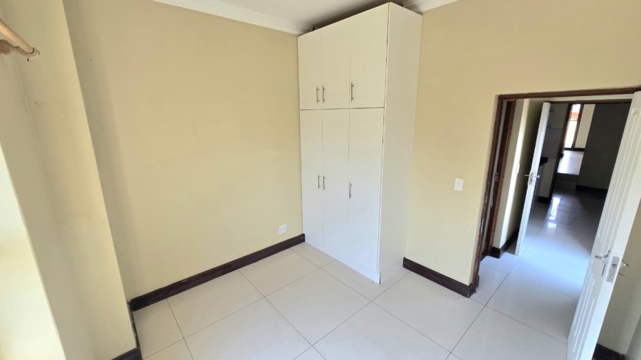 To Let 5 Bedroom Property for Rent in Copperleaf Estate Gauteng