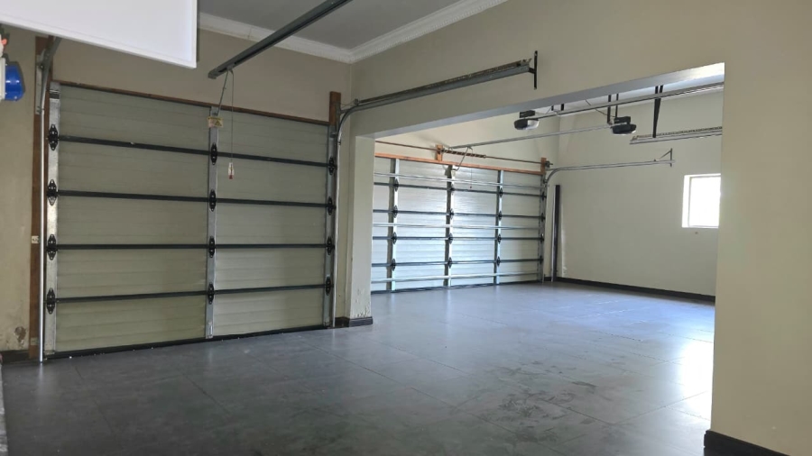 To Let 5 Bedroom Property for Rent in Copperleaf Estate Gauteng
