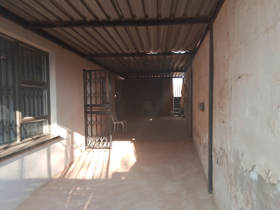 4 Bedroom Property for Sale in Rietvallei Gauteng