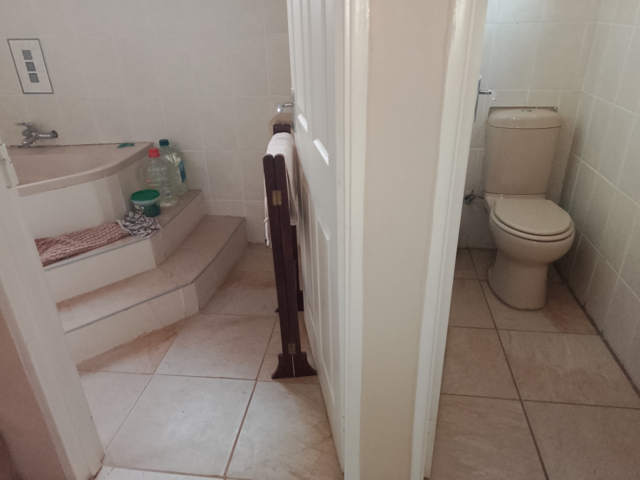 4 Bedroom Property for Sale in Rietvallei Gauteng