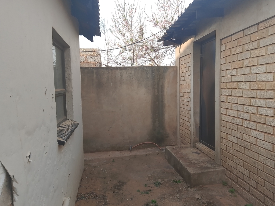 4 Bedroom Property for Sale in Rietvallei Gauteng