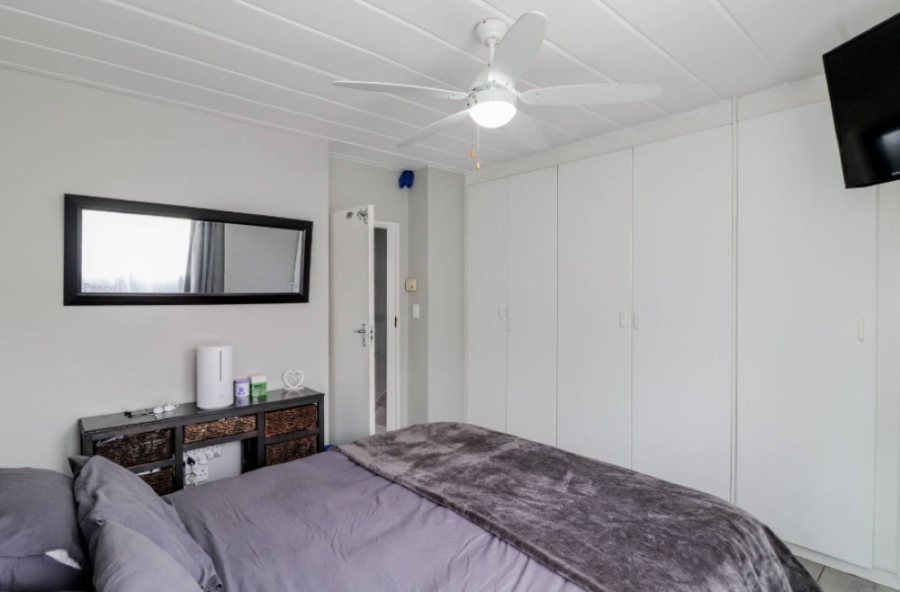 2 Bedroom Property for Sale in Glenvista Gauteng