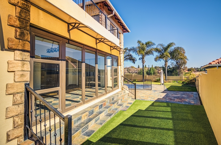 4 Bedroom Property for Sale in Glen Marais Gauteng